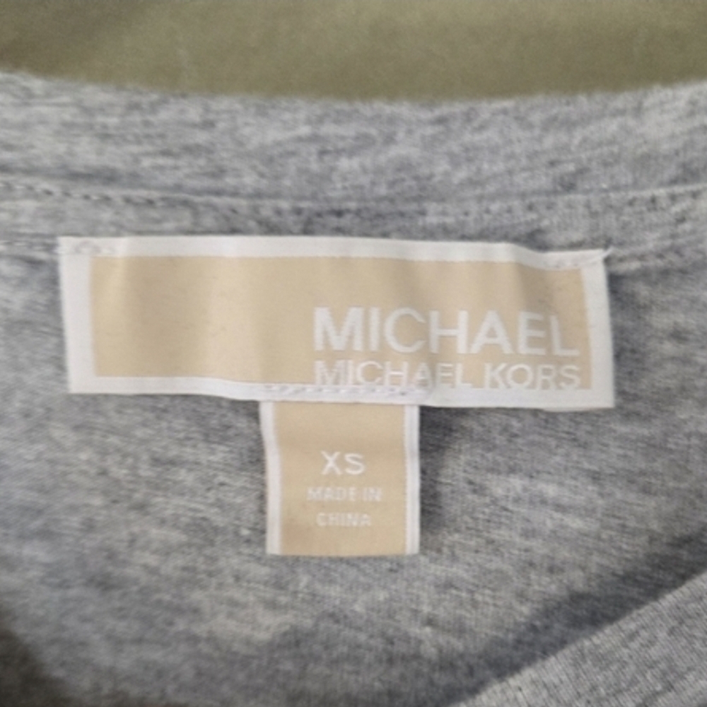 Michael Kors Embellished Sleeve Grey T-Shirt - Oversized XS - Picture 4 of 7
